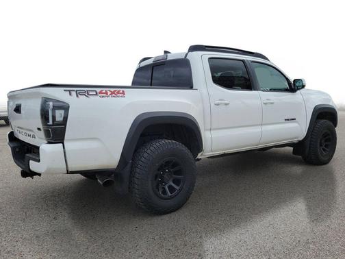 Super White 2017 Toyota Tacoma TRD Off Road