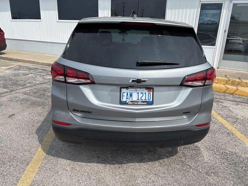 Sterling Gray Metallic 2024 Chevrolet Equinox LS