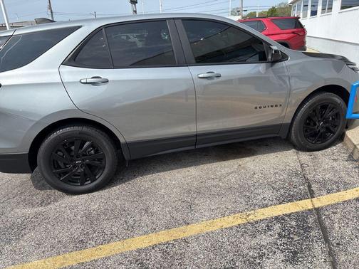 Sterling Gray Metallic 2024 Chevrolet Equinox LS