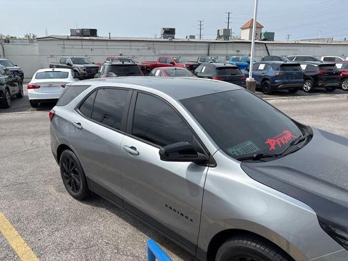 Sterling Gray Metallic 2024 Chevrolet Equinox LS