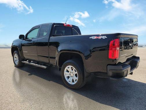 Black 2022 Chevrolet Colorado LT