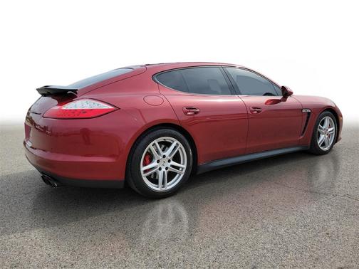 2013 Porsche Panamera GTS