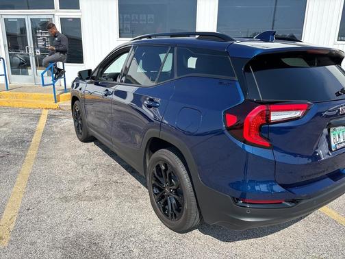 2022 GMC Terrain SLT