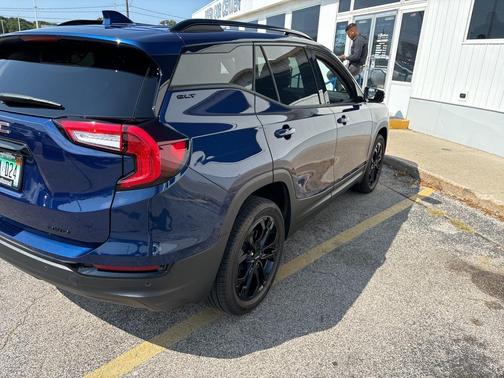 2022 GMC Terrain SLT