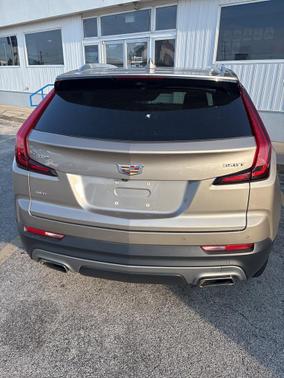 2022 Cadillac XT4 Premium Luxury