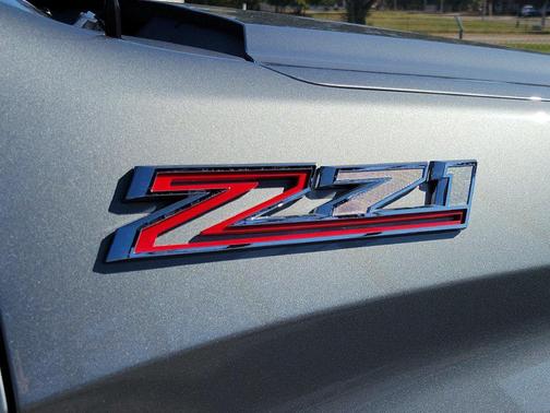 Sterling Gray Metallic 2023 Chevrolet Silverado 1500 RST