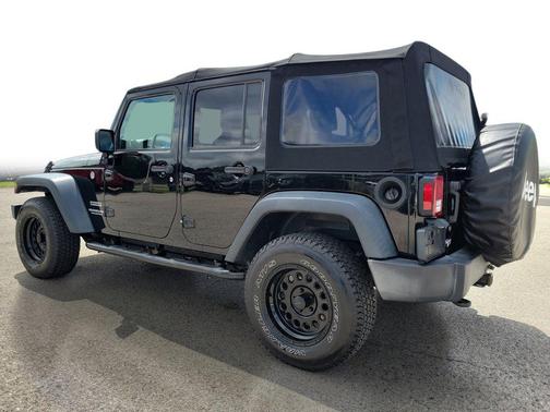 Black Clearcoat 2016 Jeep Wrangler Unlimited Sport