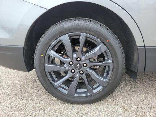 Sterling Gray Metallic 2023 Chevrolet Equinox AWD RS