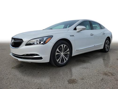 2017 Buick LaCrosse Essence