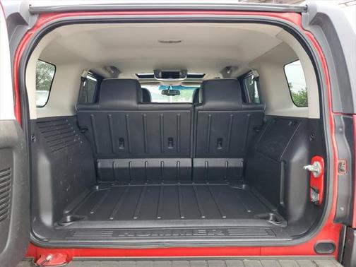 2006 Hummer H3 Base