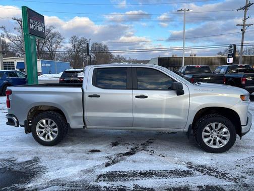 2021 Chevrolet Silverado 1500 Custom