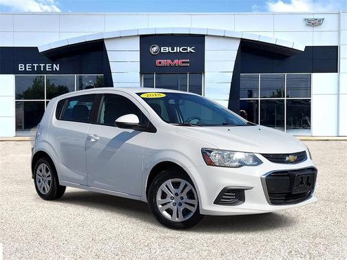2017 Chevrolet Sonic LT