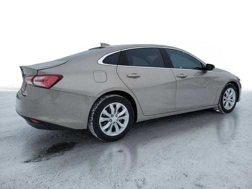 2022 Chevrolet Malibu FWD LT