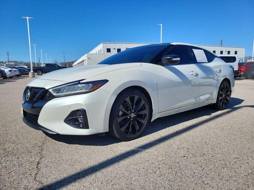 2022 Nissan Maxima SR Xtronic CVT