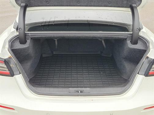 2022 Nissan Maxima SR Xtronic CVT