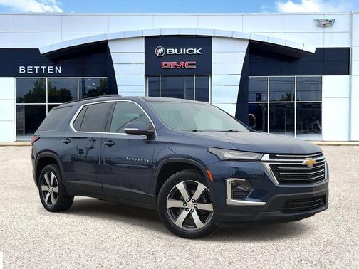 Northsky Blue Metallic 2022 Chevrolet Traverse LT Leather