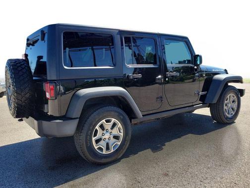 Black Clearcoat 2016 Jeep Wrangler Unlimited Rubicon