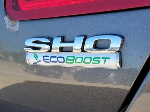 2017 Ford Taurus SHO