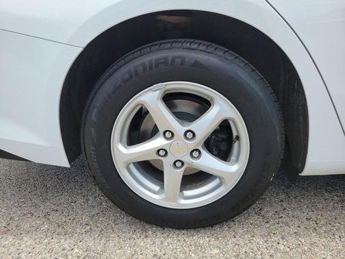 2016 Chevrolet Malibu LS