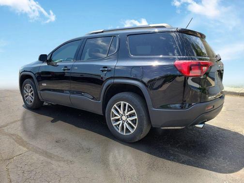 Ebony Twilight Metallic 2018 GMC Acadia SLE-2