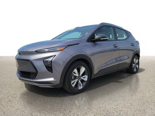 Gray Ghost Metallic 2023 Chevrolet Bolt EUV FWD LT