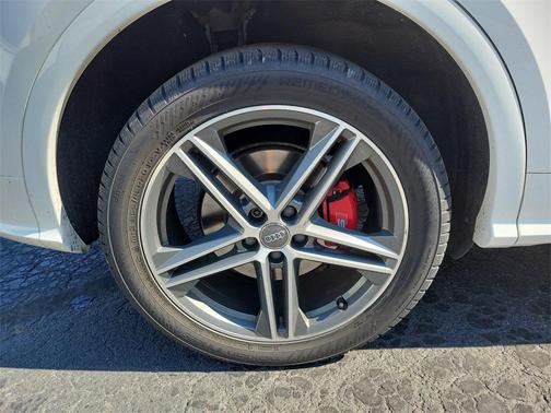 2018 Audi SQ5 3.0T Premium Plus