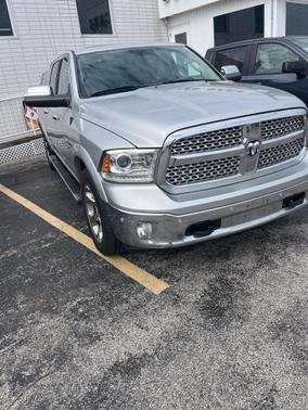 Bright Silver Metallic Clearcoat 2015 RAM 1500 Laramie