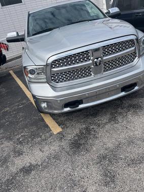 Bright Silver Metallic Clearcoat 2015 RAM 1500 Laramie