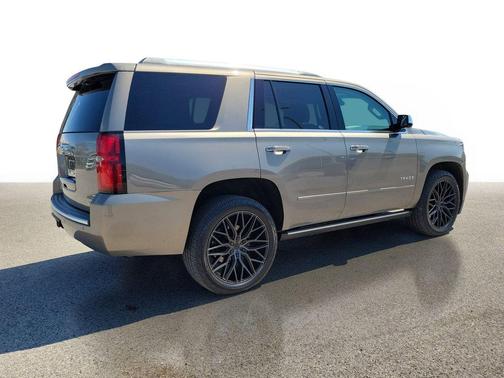 Pepperdust Metallic 2018 Chevrolet Tahoe Premier