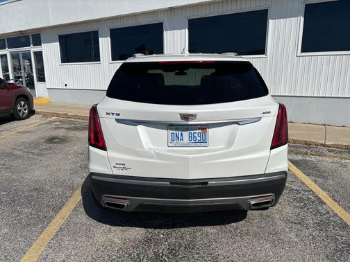 2021 Cadillac XT5 Premium Luxury
