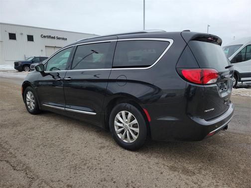 2018 Chrysler Pacifica Touring-L Plus