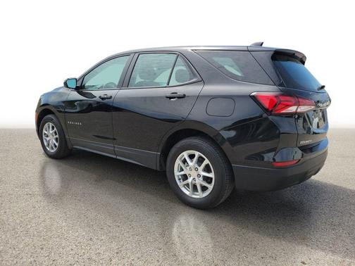 Mosaic Black Metallic 2023 Chevrolet Equinox LS