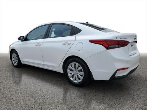 2020 Hyundai Accent SE