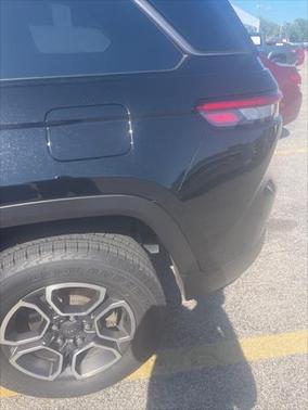 2022 Jeep Grand Cherokee Trailhawk