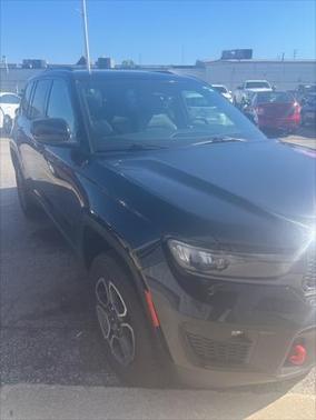 2022 Jeep Grand Cherokee Trailhawk