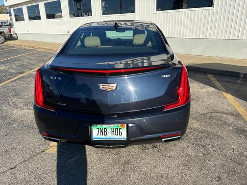 2018 Cadillac XTS Platinum