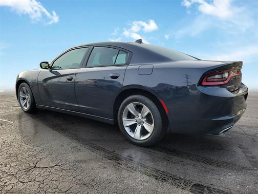 2016 Dodge Charger SXT