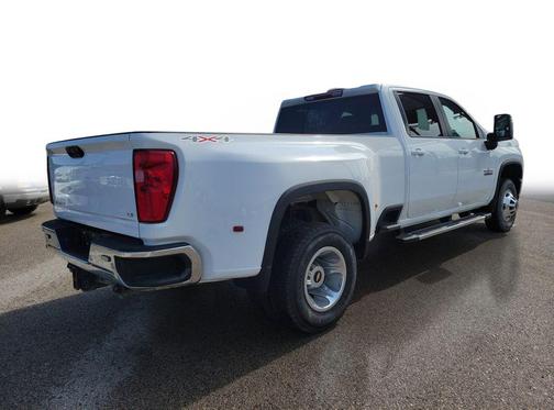 2022 Chevrolet Silverado 3500 LT