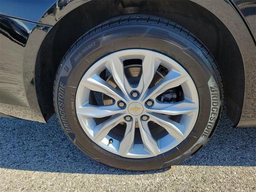 2022 Chevrolet Malibu FWD LT