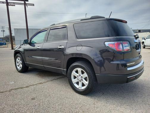 2016 GMC Acadia SLE-2