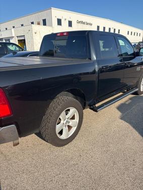 2019 RAM 1500 SLT