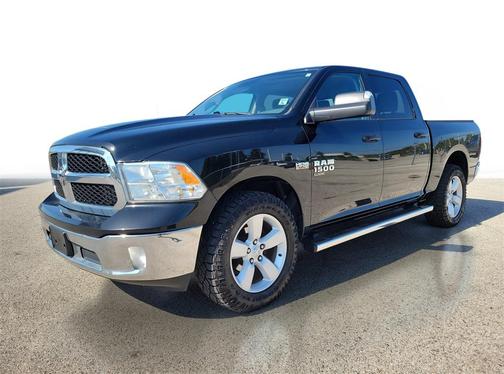 2019 RAM 1500 SLT