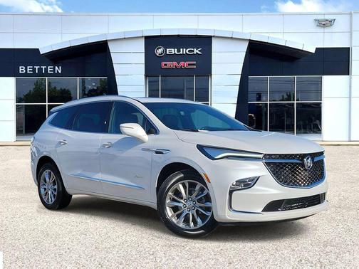 2023 Buick Enclave Essence AWD