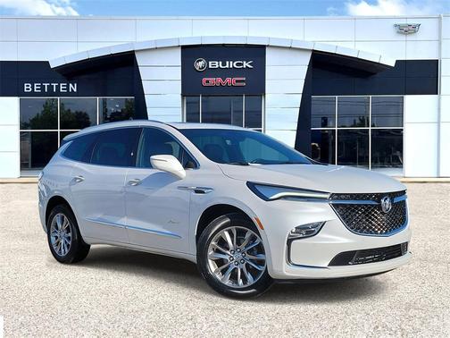 2023 Buick Enclave Essence AWD