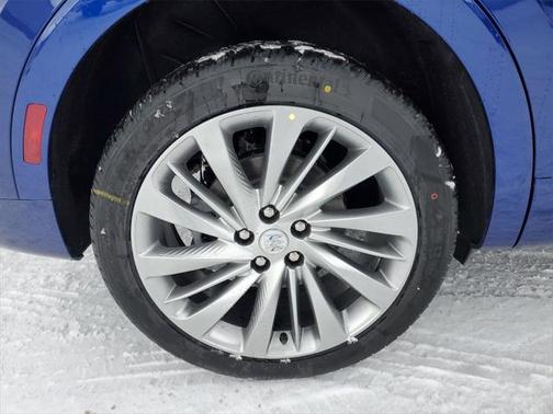 2025 Buick Envision Avenir AWD