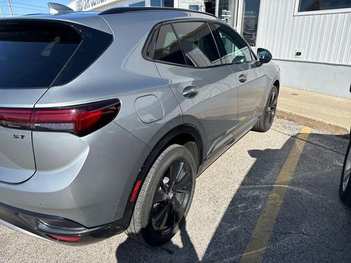Moonstone Gray Metallic 2023 Buick Envision Essence AWD