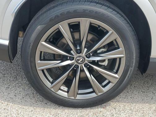 Iridium 2023 Lexus RX 350 F SPORT Handling