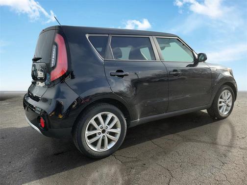 2017 Kia Soul +