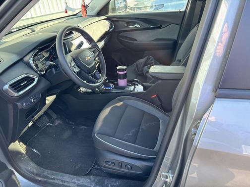 Sterling Gray Metallic 2023 Chevrolet Trailblazer LT