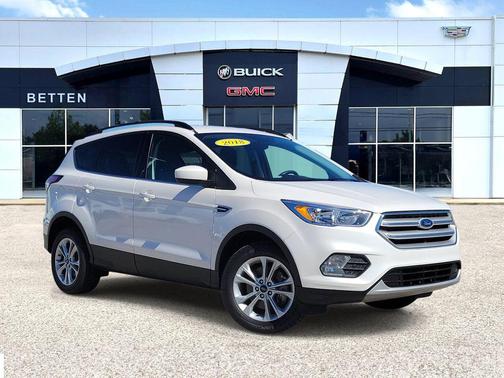 White Platinum Clearcoat Metallic 2018 Ford Escape SE